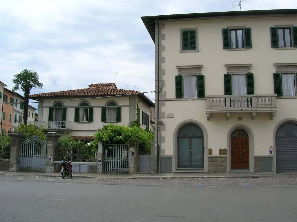 Lo Studio Terranuova Bracciolini Guest house